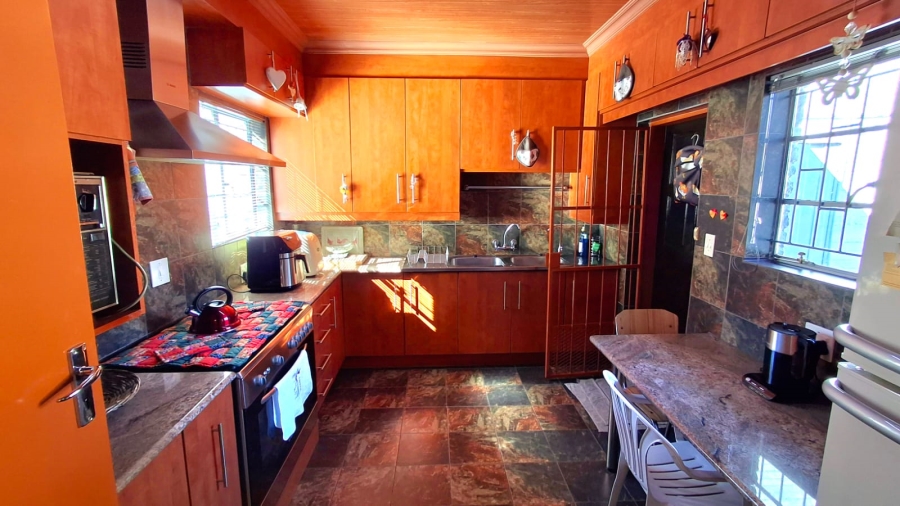 3 Bedroom Property for Sale in Sasolburg Ext 11 Free State